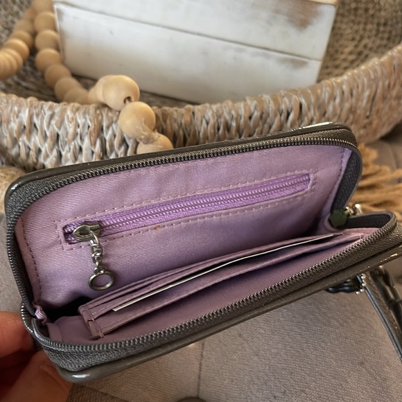 Coach Leopard Print Wristlet- Small - Picture 3 of 3